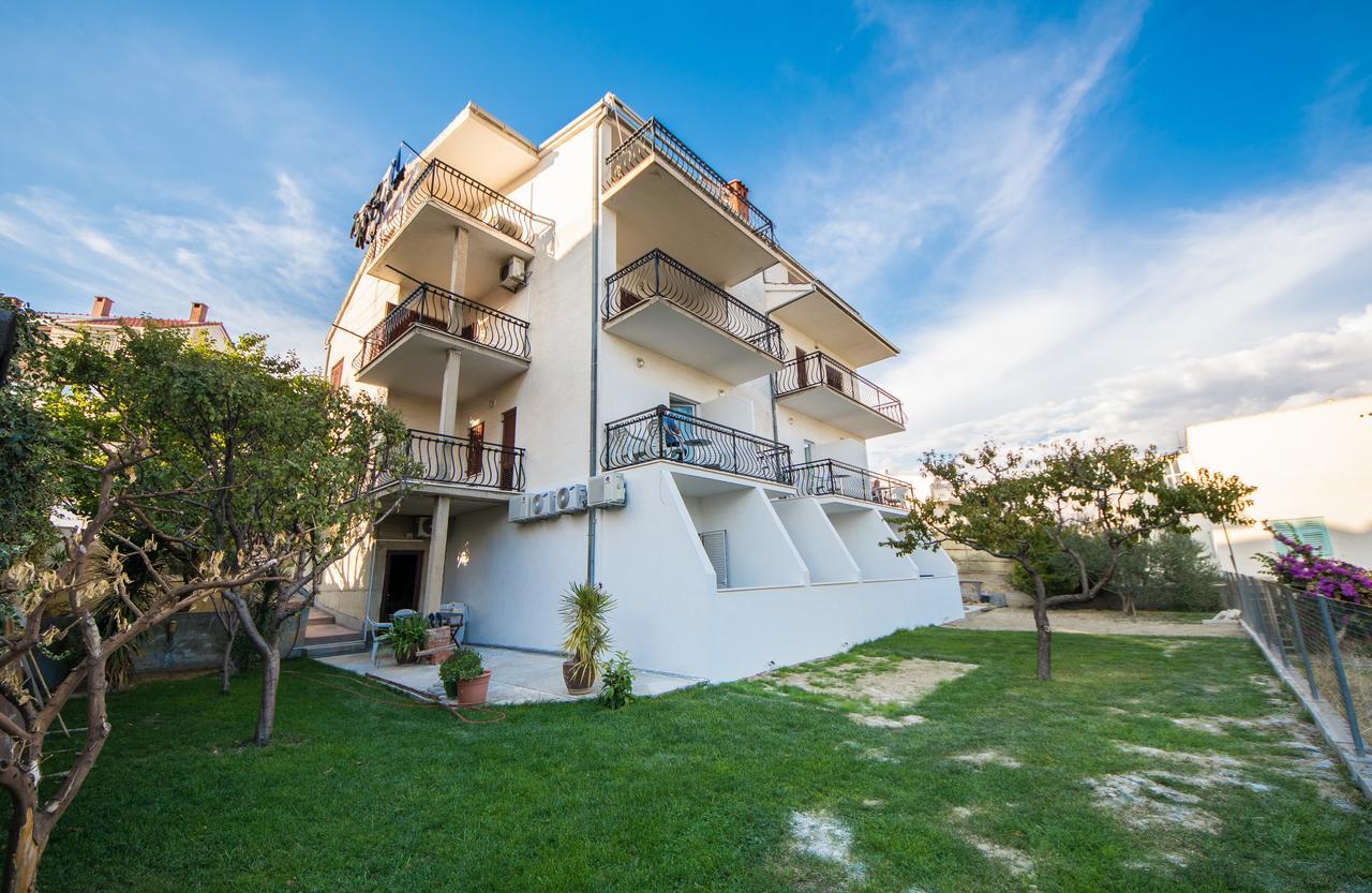 Rooms & Apartments Bruno Stobreč Εξωτερικό φωτογραφία