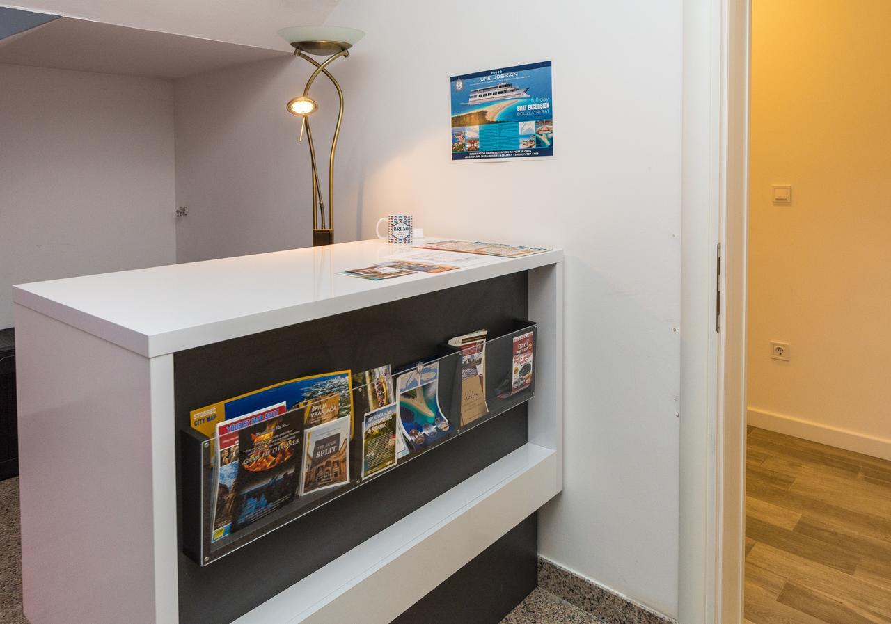Rooms & Apartments Bruno Stobreč Εξωτερικό φωτογραφία